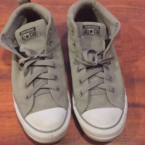 Grey Hightop converse